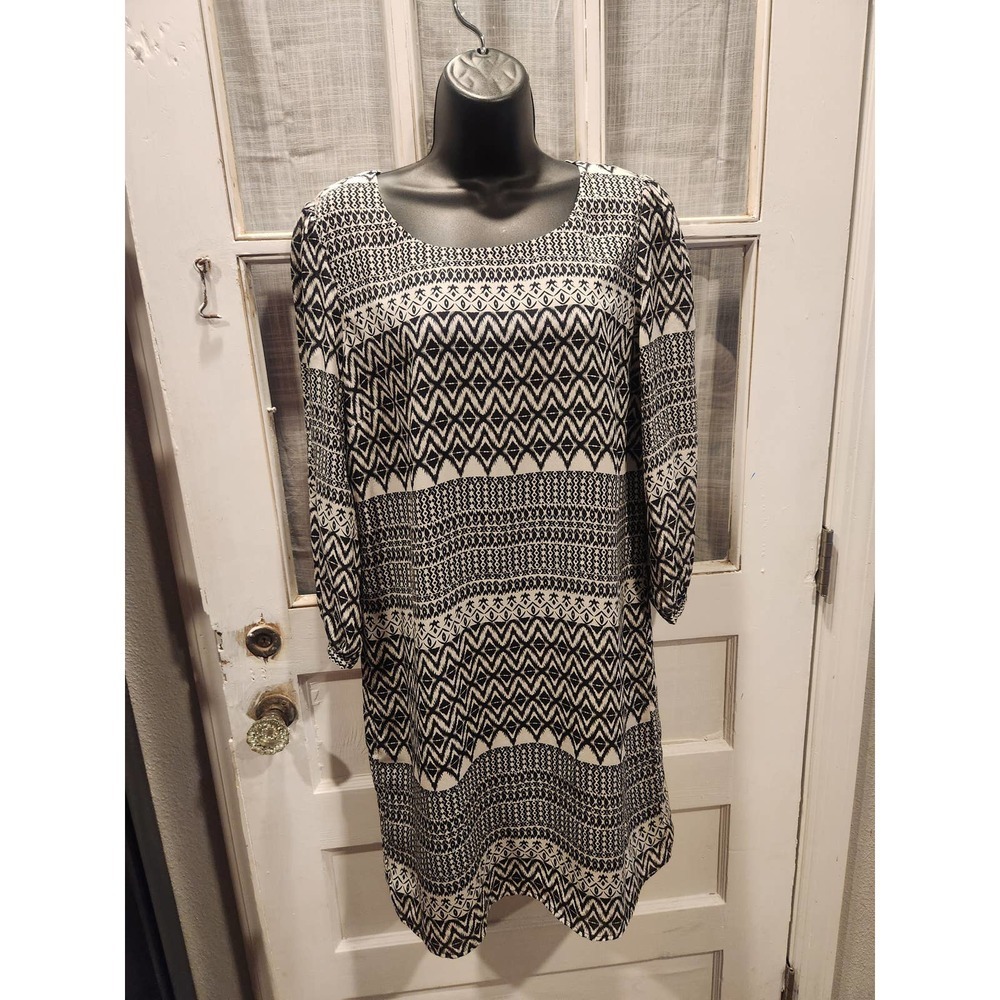 Piper Lime Black and White Geometric‎ Patterned Dress